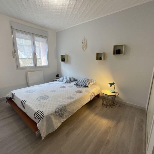  ESPACES IMMOBILIER : Apartment | VALS-LES-BAINS (07600) | 68 m2 | 300 € 