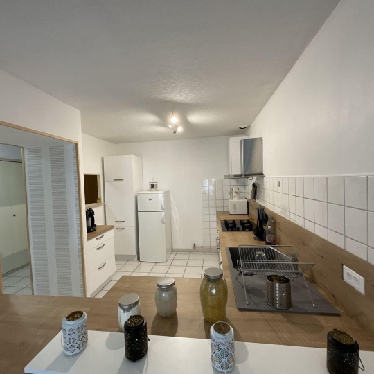  ESPACES IMMOBILIER : Appartement | VALS-LES-BAINS (07600) | 68 m2 | 300 € 