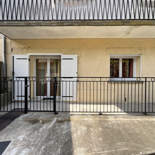  ESPACES IMMOBILIER : Appartement | VALS-LES-BAINS (07600) | 75 m2 | 200 € 