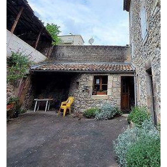  ESPACES IMMOBILIER : Immeuble | VALS-LES-BAINS (07600) | 152 m2 | 90 000 € 