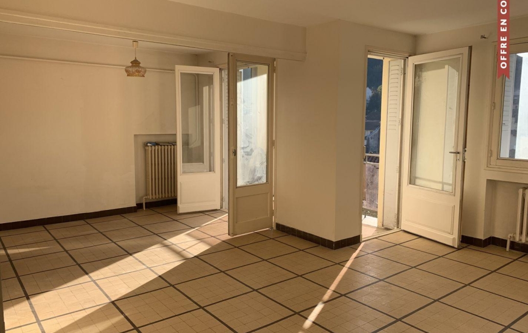 ESPACES IMMOBILIER : Appartement | VALS-LES-BAINS (07600) | 73 m2 | 103 000 € 