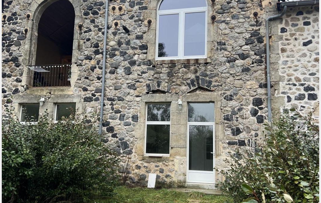 ESPACES IMMOBILIER : Maison / Villa | PONT-DE-LABEAUME (07380) | 45 m2 | 106 000 € 