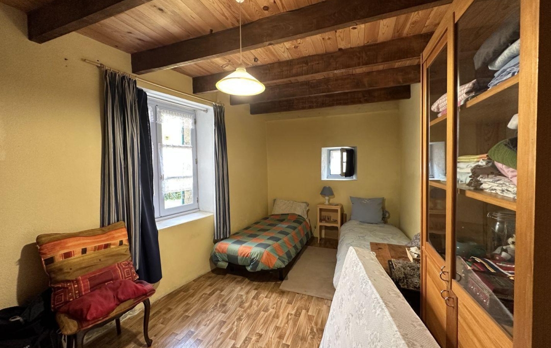 ESPACES IMMOBILIER : Maison / Villa | GENESTELLE (07530) | 85 m2 | 128 000 € 