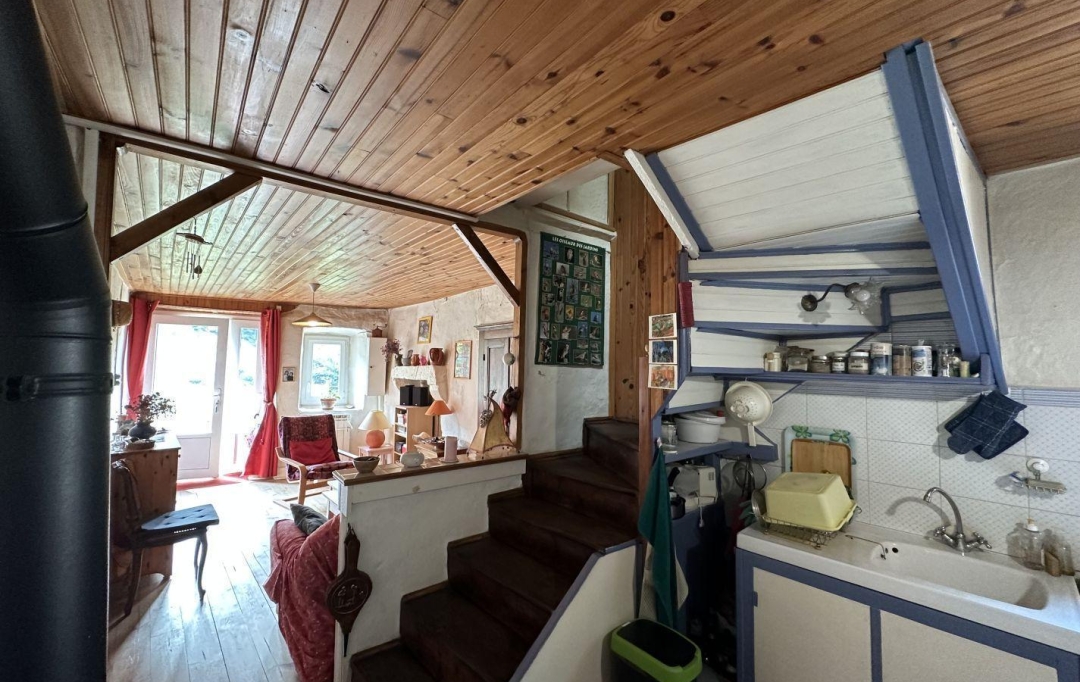 ESPACES IMMOBILIER : Maison / Villa | GENESTELLE (07530) | 85 m2 | 128 000 € 