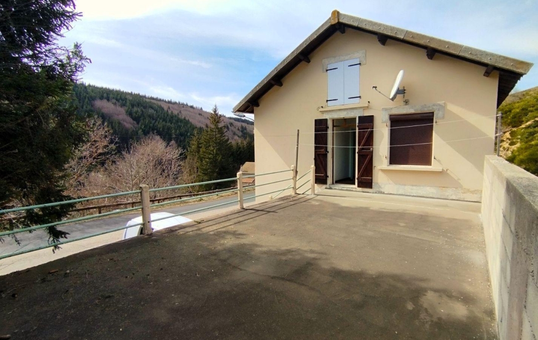 ESPACES IMMOBILIER : Maison / Villa | SAINT-CIRGUES-EN-MONTAGNE (07510) | 125 m2 | 106 900 € 