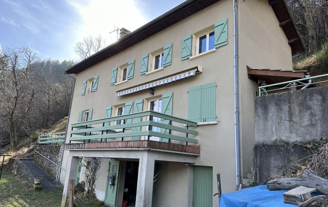 ESPACES IMMOBILIER : Maison / Villa | ANTRAIGUES-SUR-VOLANE (07530) | 120 m2 | 280 000 € 