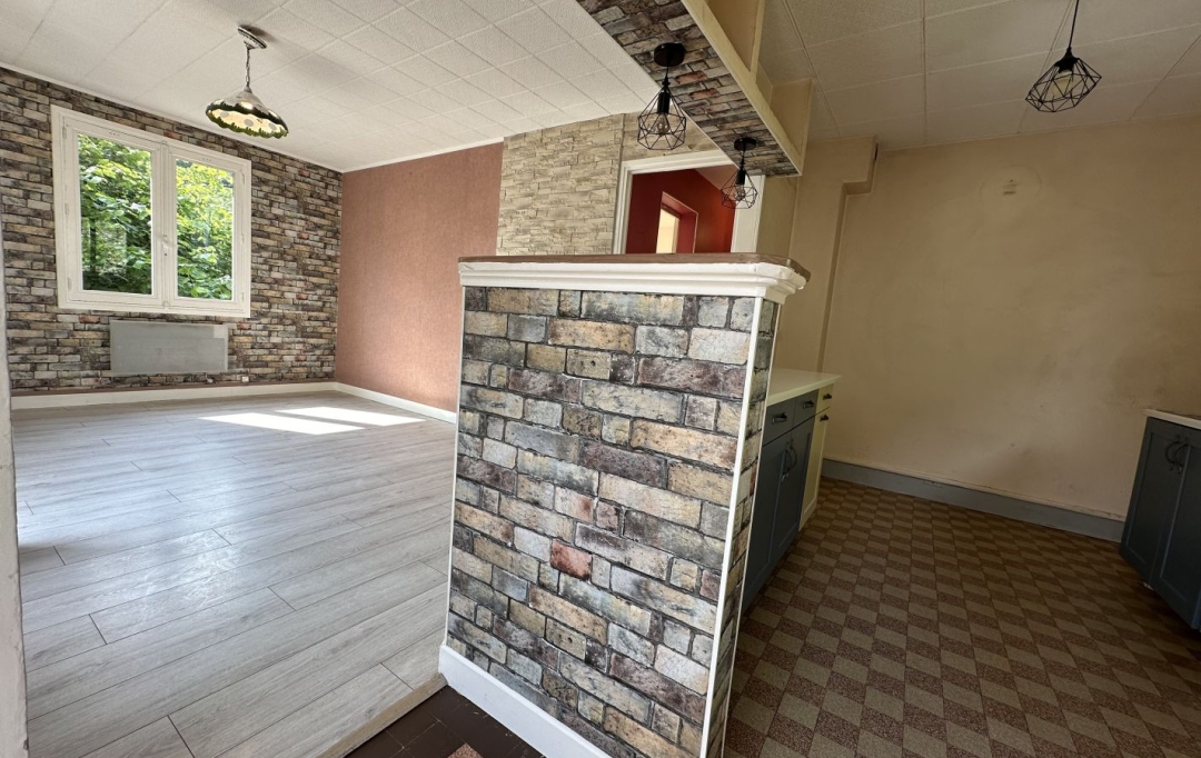ESPACES IMMOBILIER : Maison / Villa | VALS-LES-BAINS (07600) | 65 m2 | 145 000 € 