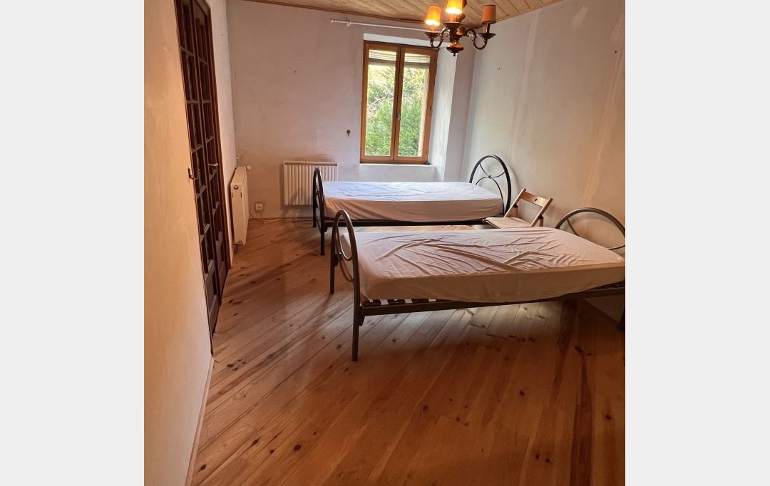 ESPACES IMMOBILIER : Maison / Villa | BURZET (07450) | 160 m2 | 290 000 € 