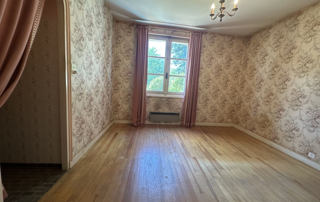 ESPACES IMMOBILIER : House | AUBENAS (07200) | 140 m2 | 350 000 € 