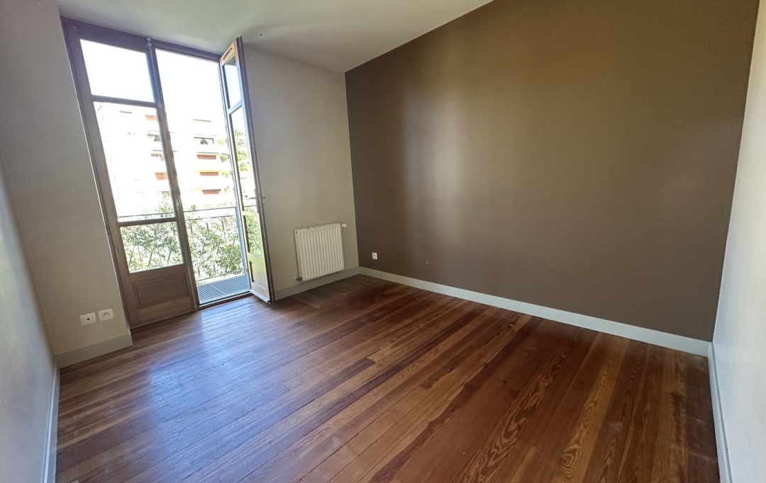 ESPACES IMMOBILIER : House | VALS-LES-BAINS (07600) | 165 m2 | 275 000 € 