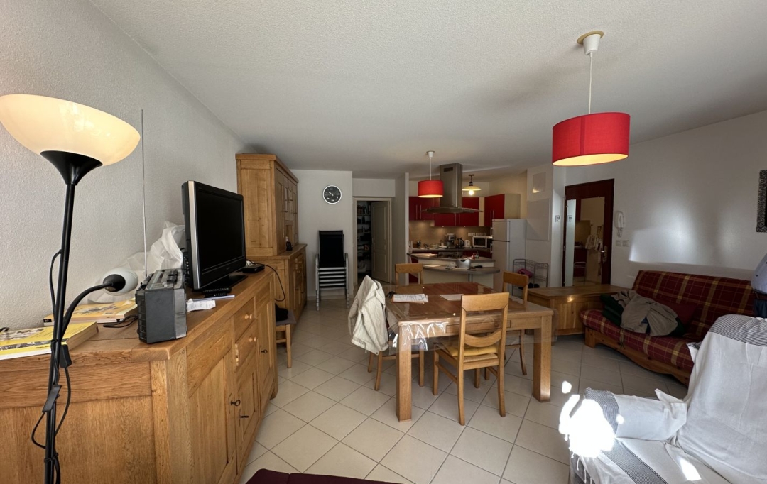 ESPACES IMMOBILIER : Appartement | VALS-LES-BAINS (07600) | 71 m2 | 220 000 € 