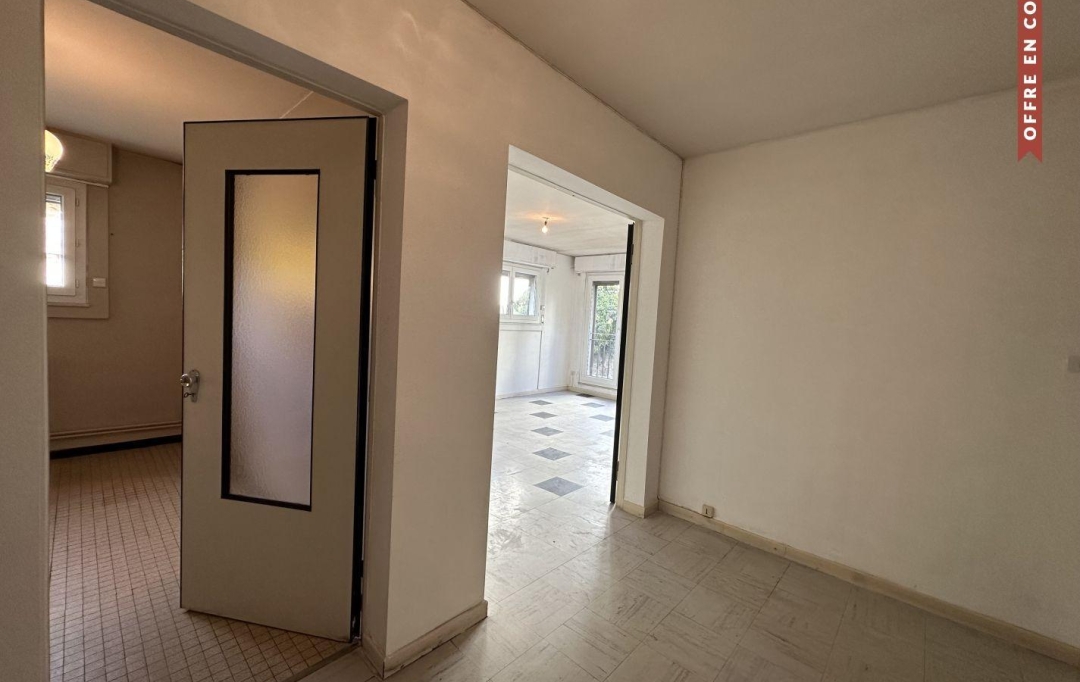 ESPACES IMMOBILIER : Appartement | VALS-LES-BAINS (07600) | 72 m2 | 69 000 € 
