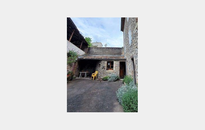 ESPACES IMMOBILIER : Immeuble | VALS-LES-BAINS (07600) | 152 m2 | 90 000 € 