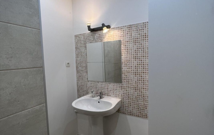 ESPACES IMMOBILIER : Apartment | PONT-DE-LABEAUME (07380) | 60 m2 | 131 600 € 