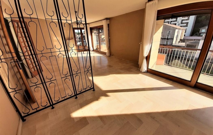 ESPACES IMMOBILIER : Appartement | VALS-LES-BAINS (07600) | 86 m2 | 187 000 € 