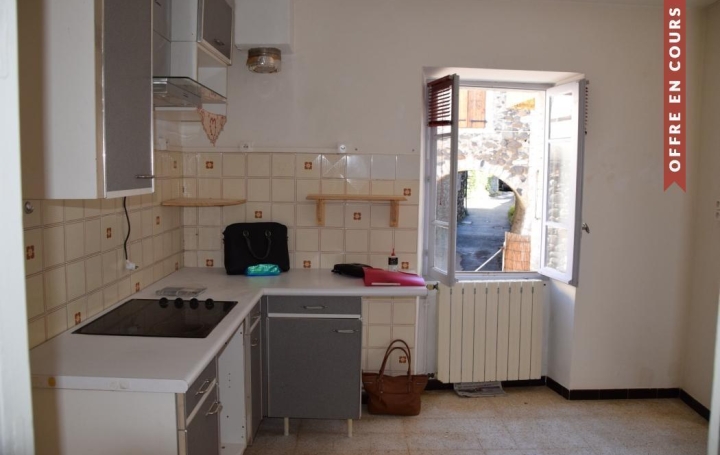 ESPACES IMMOBILIER : House | LUSSAS (07170) | 70 m2 | 84 000 € 