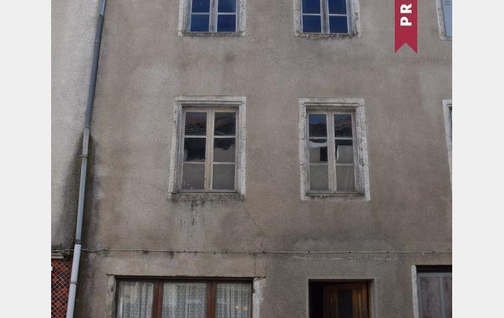 Maison de village SAINT-CIRGUES-EN-MONTAGNE 160 m2 64 000 € Maison de village SAINT-CIRGUES-EN-MONTAGNE 160 m2 64 000 €