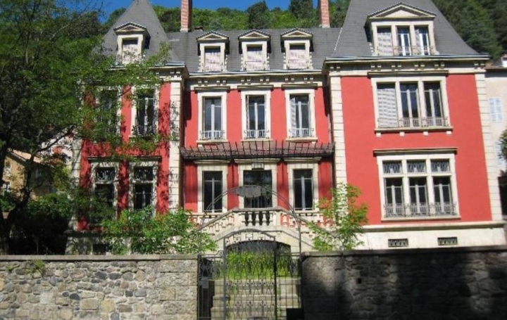 ESPACES IMMOBILIER : Domaines / Propriétés | VALS-LES-BAINS (07600) | 550 m2 | 650 000 € 